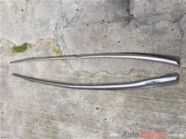 1955 & 1956 FORD FAIRLANE FRONT FENDER TRIM