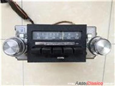 RADIO AM/FM FORD MUSTANG