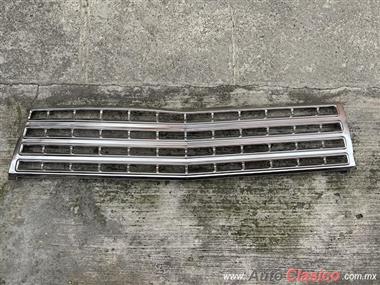 CHEVROLET IMPALA, BELAIR, BISCAYNE 1962 ORIGINAL GRILLE