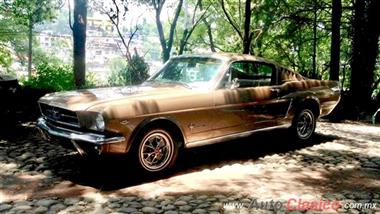 1964 Ford Mustang Fastback