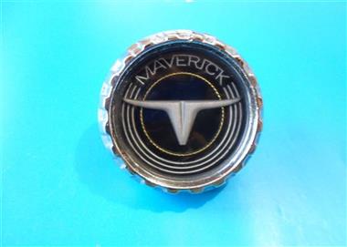 Emblema Parrilla Maverick Auto Clásico