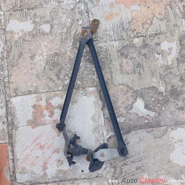 1989-1990 FORD BRONCO II WINDSHIELD WIPER ARMS