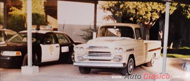 1959 Chevrolet Pick Up FLEET SIDE medallón envolvente Pickup