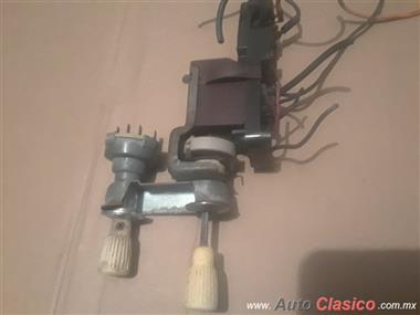 -Used Ford 200 and Falcon 60-63 light switch and wipers