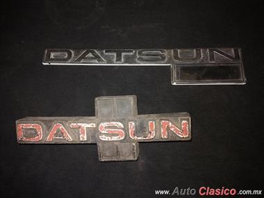 Datsun Emblems 74-79