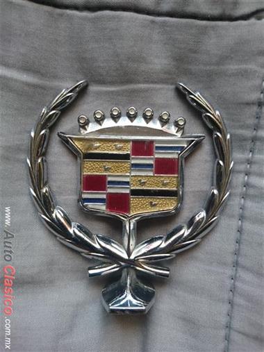 Emblema De Cadillac Unica Pieza