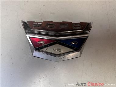 FORD FAIRLANE 500 1959 ORIGINAL TRUNK EMBLEM