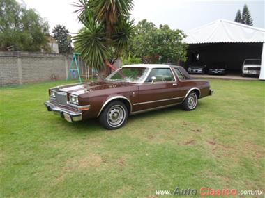 1981 Dodge Dart 8 Cilindros Coupe