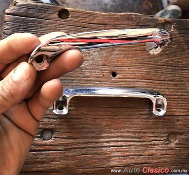 DATSUN 310 DOOR HANDLES 1960 1961 1962