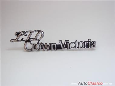 Ford Crown Victoria LTD Emblema