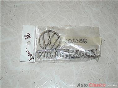 NEW METAL LOGO FOR VOLKSWAGEN VEHICLES FROM THE 60'S