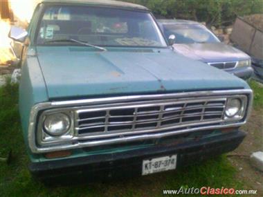 1975 Chrysler Dodge pick up Pickup