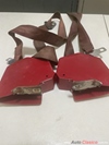 Red seat belts for Troca, Troka, Troquita, Chevrolet pickup.