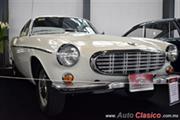 Calificación de 1967 Volvo P1800 4 cilindros en línea de 1,780cc con 96hp - Retromobile 2017