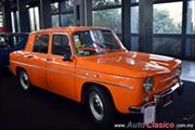 Calificación de 1971 Renault 8 4 cilindros en línea de 959cc con 48hp - Retromobile 2017