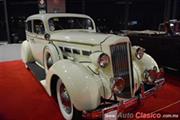 Calificación de 1937 Packard Sedan, 8 cilindros en línea de 282ci con 120hp - Retromobile 2017