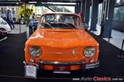 Calificación de 1971 Renault 8 4 cilindros en línea de 959cc con 48hp - Retromobile 2017