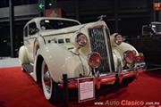 Calificación de 1937 Packard Sedan, 8 cilindros en línea de 282ci con 120hp - Retromobile 2017