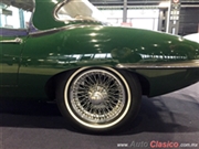 Jaguar E Type Roadster 1965 - Salón Retromobile FMAAC México 2015's Rating