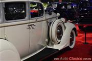 Calificación de 1937 Packard Sedan, 8 cilindros en línea de 282ci con 120hp - Retromobile 2017