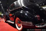 Calificación de 1942 Packard One Eighty, 8 cilindros en línea de 356ci con 165hp - Retromobile 2017