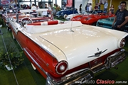 Calificación de 1957 Ford Fairlane 500. Motor V8 de 312ci que desarrolla 245hp - Retromobile 2018