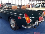 MG B 1972 - Salón Retromobile FMAAC México 2015's Rating