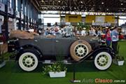 1930 Ford Phaeton. Motor 4L de 201ci que desarrolla 40hp - Retromobile 2018's Rating