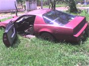 Pontiac Firebird 1982 - Asi lo encontre, estaba abandonado