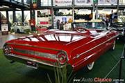 1964 Ford Galaxie. Motor V8 de 390cc que desarrolla 300hp. - Retromobile 2018's Rating