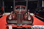 Calificación de 1942 Packard One Eighty, 8 cilindros en línea de 356ci con 165hp - Retromobile 2017