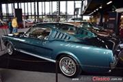 1965 Ford Mustang 2 2 GT V8 de 289ci con 225hp - Retromobile 2017's Rating