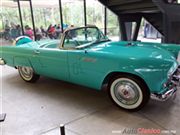 Calificación de Ford Thunderbird 1956 - Salón Retromobile FMAAC México 2015