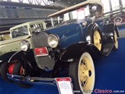 Calificación de 1931 Ford A Roadster de Luxe - Salón Retromobile FMAAC México 2016