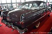 Calificación de 1953 Packard Super Eight 8 cilindros en línea de 288ci con 150hp - Retromobile 2017