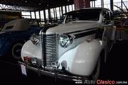 1935 Buick Century Limousine V8 335ci 116hp - Retromobile 2017's Rating