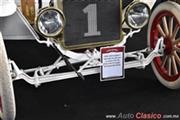 1915 Ford T 4 cilindros en línea de 177 pulgadas cúbicas de 20hp - Retromobile 2017's Rating