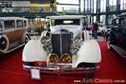 Calificación de 1934 Packard Eight 8 cilindros en Línea de 385 ci con 145hp - Retromobile 2017