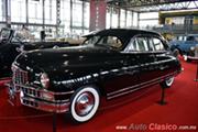 Calificación de 1949 Packard Sedan 8 cilindros en línea de 327ci con 150hp - Retromobile 2017