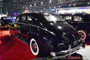 Calificación de 1947 Packard Custom Clipper Super Limousine 8 cilindros en línea de 356ci con 165hp - Retromobile 2017