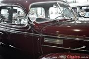 Calificación de 1939 Dodge Limousine 6 cilindros en línea 241ci 100hp - Retromobile 2017