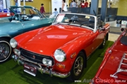 1978 MG Midget. Motor 4L de 1,493cc que desarrolla 65hp - Retromobile 2018's Rating