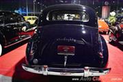 Calificación de 1942 Packard One Eighty Limosina 8 cilindros en línea de 356ci con 165hp - Retromobile 2017