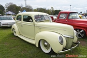 1939 Ford 2 Door Deluxe Sedan