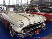 1956 Pontiac Starchief on Salon Retromobile FMAAC México 2016