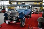 Calificación de 1930 Packard Eight, 8 cilindros en línea de 321ci con 100hp. Solo se fabricaron 1935 - Retromobile 2017