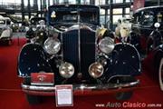 Calificación de 1934 Packard Eight 8 cilindros en línea de 385ci con 145hp - Retromobile 2017