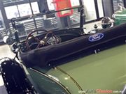 Ford A Roadster 1928 - Salón Retromobile FMAAC México 2015's Rating