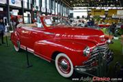 Calificación de 1947 Chevrolet Fleetmaster. Motor 6L de 192ci que desarrolla 95hp. Elevador hidráulico de toldo - Retromobile 2018