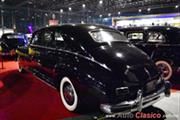 Calificación de 1947 Packard Custom Clipper Super Limousine 8 cilindros en línea de 356ci con 165hp - Retromobile 2017